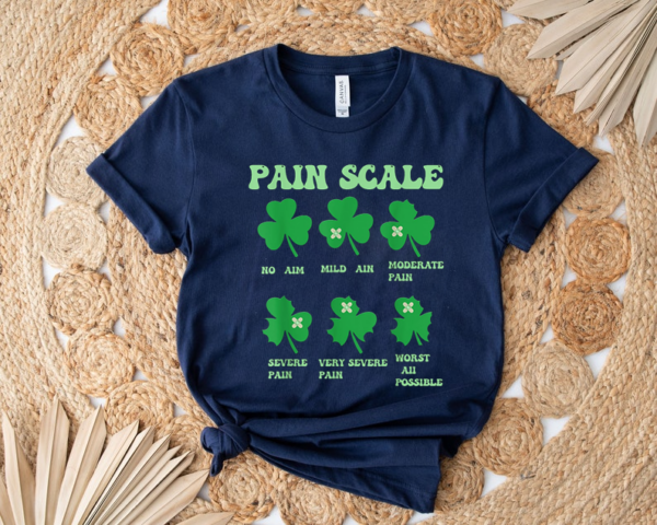 Pain Scale Shamrock Funny Nurse Patrick's Day ICU Nurse T-Shirt