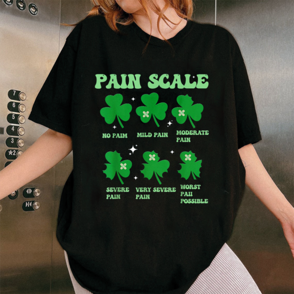 Pain Scale Shamrock Funny Nurse Patrick's Day ICU Nurse T-Shirt