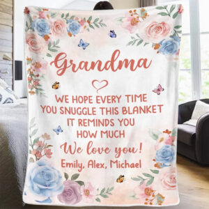 We Love You Grandma Family Personalized Blanket Mother's Day, Gift For Mom, Grandma