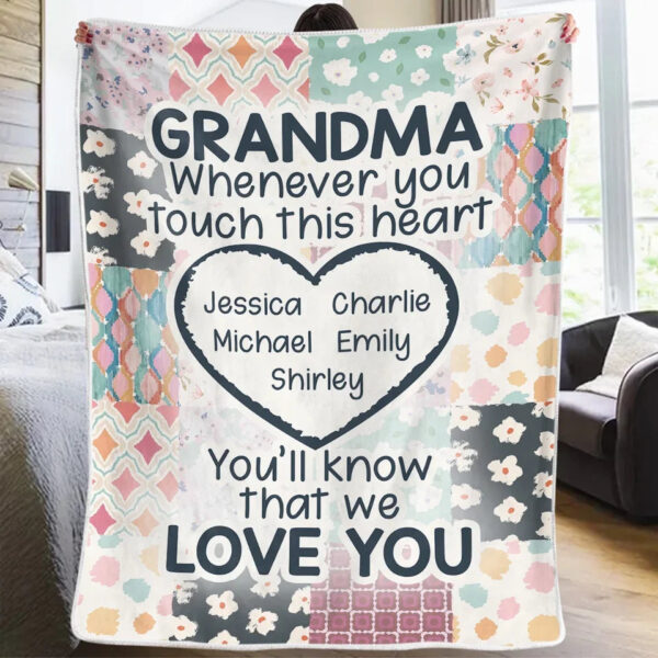 Grandma’s Love Is The Light That Never Fades Family Personalized Blanket Gift For Mom, Grandma