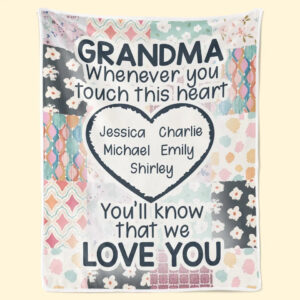 Grandma’s Love Is The Light That Never Fades Family Personalized Blanket Gift For Mom, Grandma